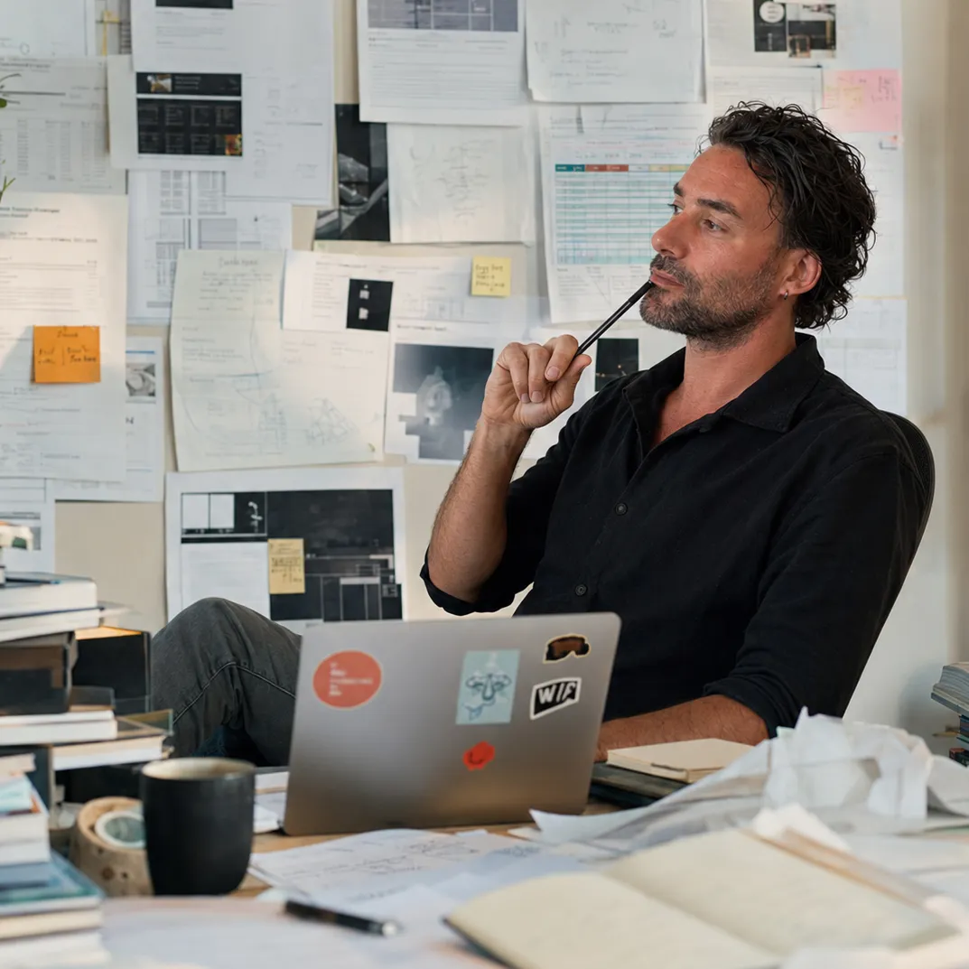 Quintin Veldt at his desk, thinking through a problem
